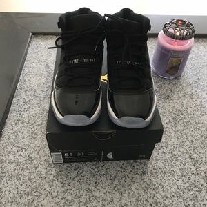 Jordan retro 11 space jam